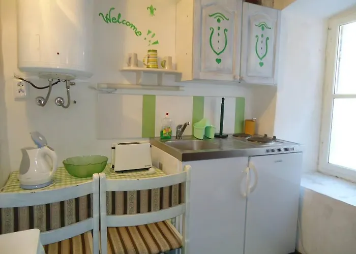 Daire Cozy With The Old Town Charm